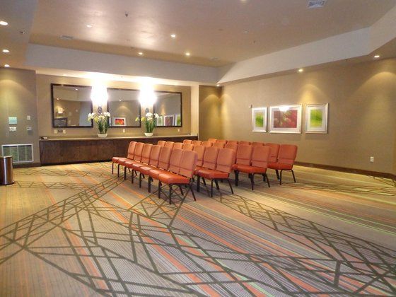 فندق هوليداي إن إكسبريس فريسكو الاعمال الصورة